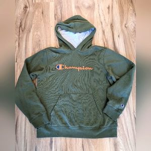 Youth champion hoodie sweater size XL in green